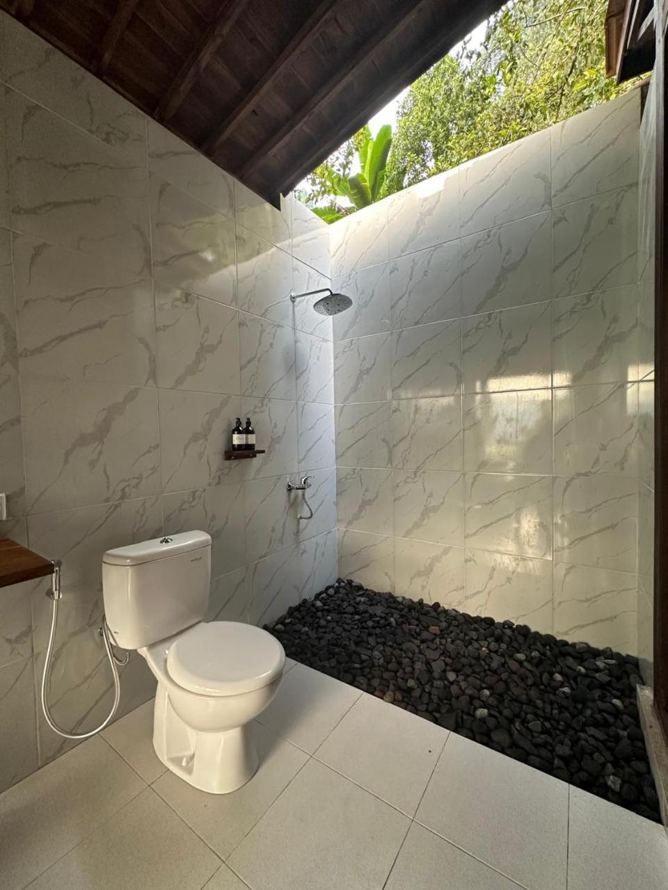 Cemara Green Hill By Samhita Bali Silebeng Exterior photo
